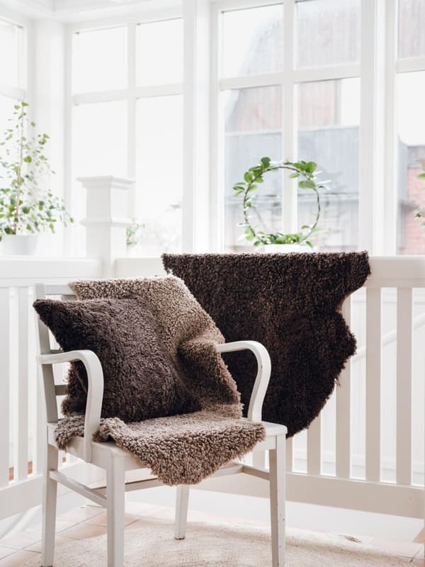 Skinnwille CurlyR Fårskinn, Brun