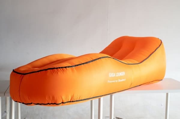 Giga Lounger Elektronisesti täyttyvä lepotuoli oranssi