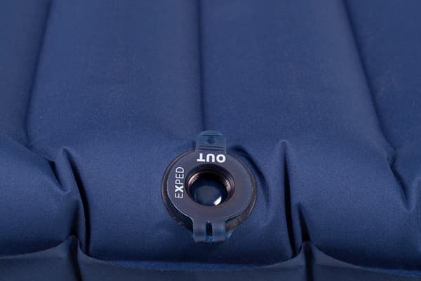 EXPED VERSA 4R M, liggunderlag med inbyggd pump
