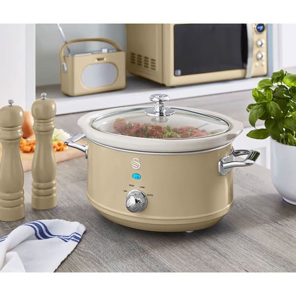 Retro Slow Cooker 3,5L löstagbar keramisk panna, vintage SWAN SF17021CNEU 200W Cream 55221