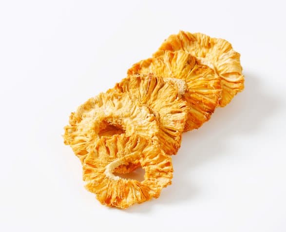 Premium papegojfoder | Naturligt torkad ananas | Naturligt mellanmål för alla papegojor 100 g