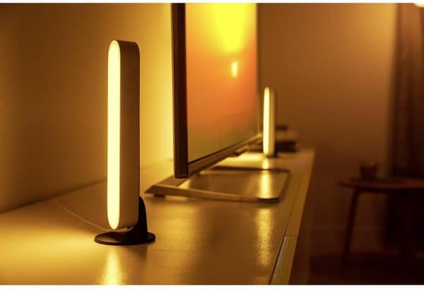 Philips Hue White and Color Ambiance Play Lightbar, himmennettävä, jopa 16 miljoonaa väriä, ohjattavissa sovelluksella, yhteensopiva Amazon Alexan kan