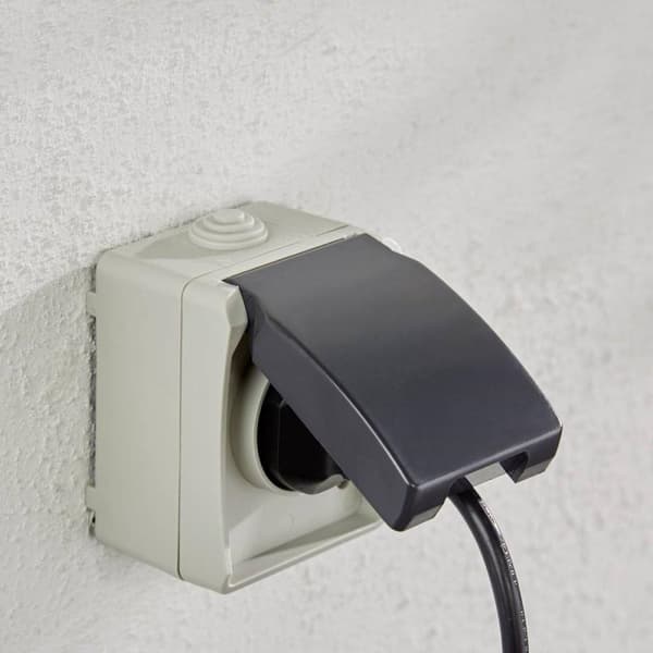 Philips Hue - Impress vägglampa - Hue Outdoor 24V - Vit & Färg Ambiance (915005842101)