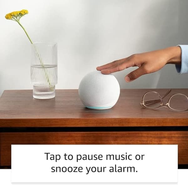 Echo Dot (5. generation) | Stor Levende lyd Wi-Fi og Bluetooth Smart Højttaler med Alexa, Dyb havblå