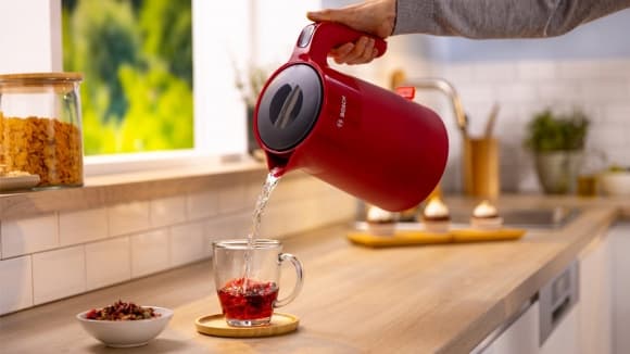 Plastic Kettle TWK2M164 Red, Bosch