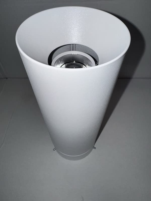 Intra Lighting Pipes C 100 deco 2350 LM 28 W 940 fo 36° 13052044201
