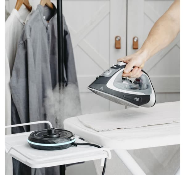 Adler, Steam Iron, AD 5043