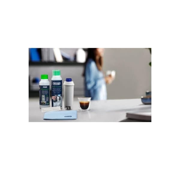 Delonghi, DLSC306 ylläpitohoitosarja papu-kuppi- ja espressokeittimille, sisältää viisi puhdistustarviketta