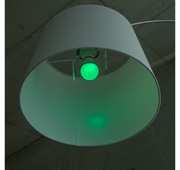 Osram, LED Star+ Classic A RGBW FR 60 dimbar 9W/827 E27 glödlampa med fjärrkontroll