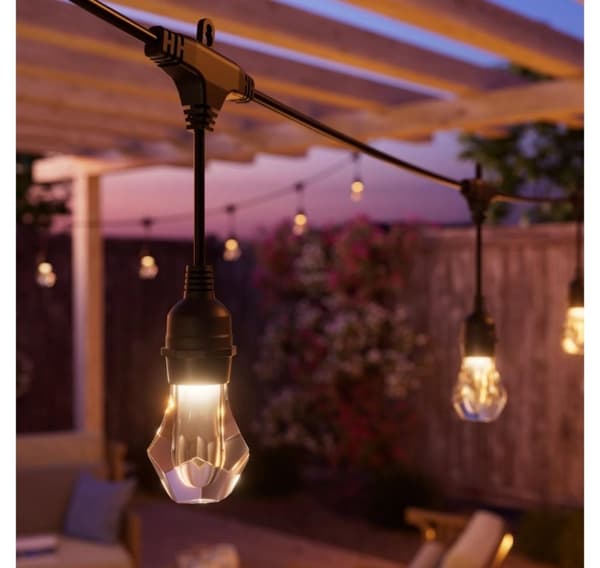 Nanoleaf, Essentials Matter Smart Multicolour Outdoor String Lights Starter Kit 15m