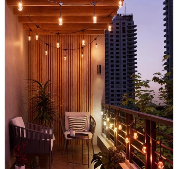 Nanoleaf, Essentials Matter Smart Multicolour Outdoor String Lights Starter Kit 15m