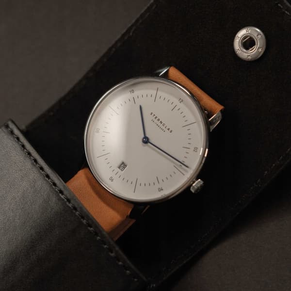 Sternglas Lyxigt Klockfodral S13-008 - Veganskt Läder, Svart