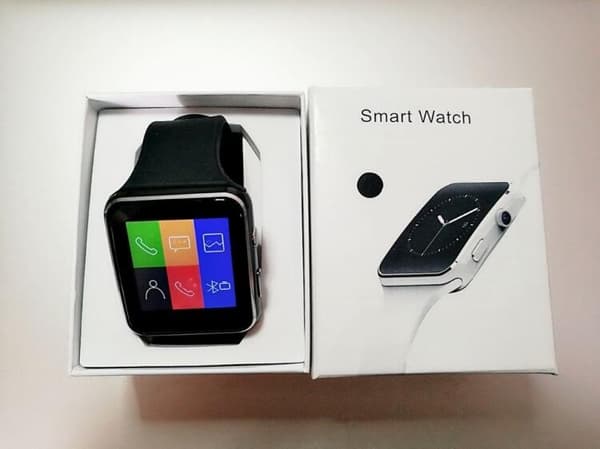 X6 Smartwatch med Kamera - Vit