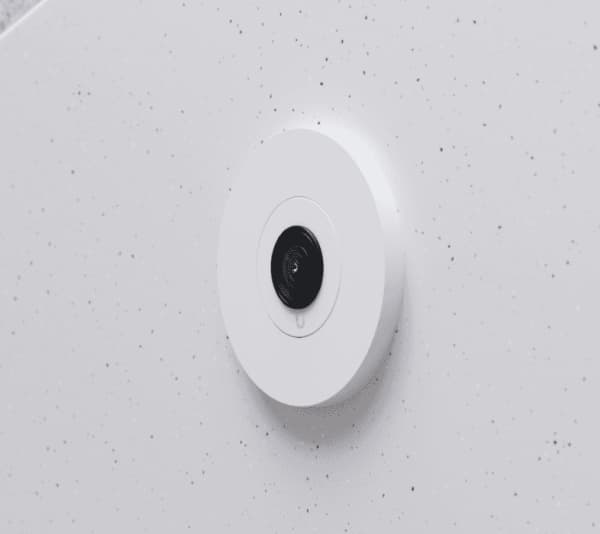 Ubiquiti UniFi AI Theta Pro - Lång distans - övervakningskamera - kula - inomhusbruk - färg (Dag&Natt) - 8 MP - 3840 x 2160 - fast lins - H.264 - DC