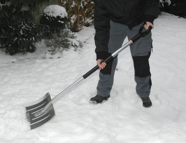 FISKARS SNESKOVL ALUMINIUM 4312