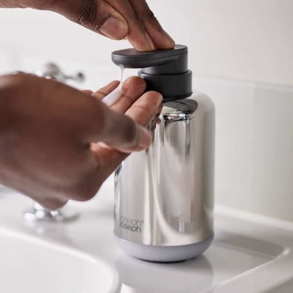 Tvålautomat - Joseph Joseph - EasyStore™ Luxe - Rostfritt stål - Påfyllningsbar - 300 ml
