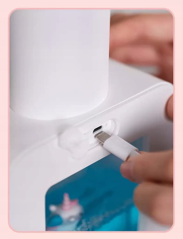 BERÖRINGSFRI AUTOMATISK STÅENDE TVÅLSKUMDISPENSER 200ML USB