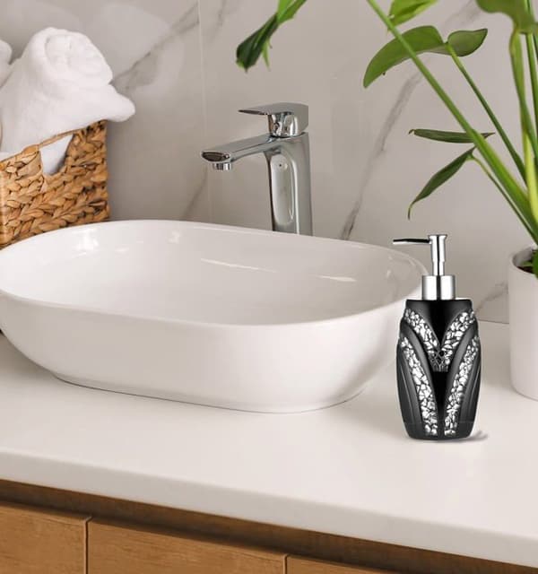Populär badtvålsdispenser - Sinatra Black - Sinatra Lotion Pump Black
