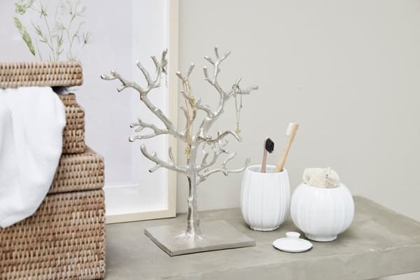 FURNLUX SÆBEHOLDER LILJE HVID 11CM