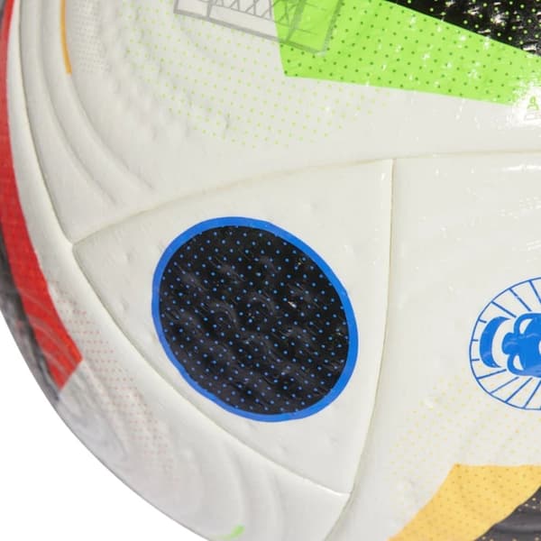 adidas Fussballliebe Euro 2024 FIFA Quality Pro Ball IQ3682, Fodbold, Unisex, hvid, Størrelse: 5