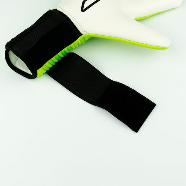 Rinat Aries Nemesis Prime Junior Målmandshandsker  6