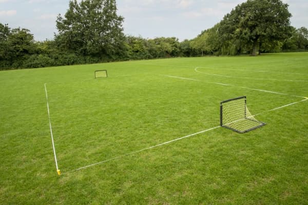 Kickmaster 1-mod-1 Quick fotbollsbana set