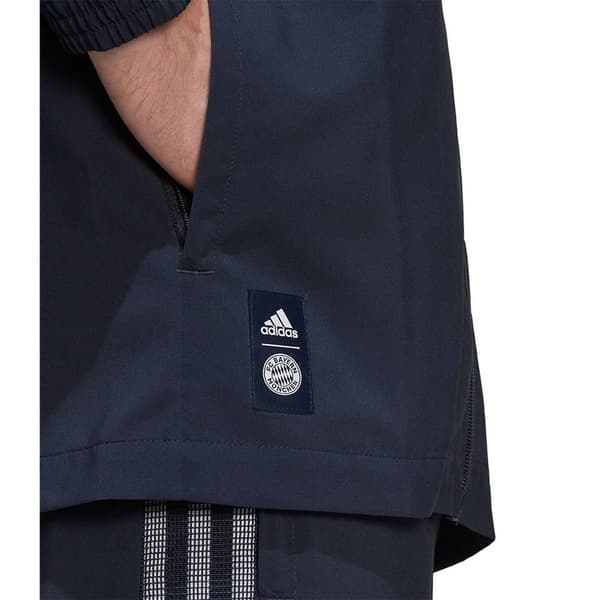 Adidas Jakke Bayern Munich Q2 Wb 22/23 Blå M