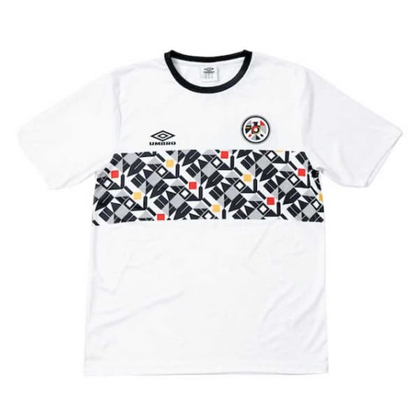 Umbro Tyskland Kortærmet T-shirt Chest Panel World Cup 2022 Flerfarvet L Mand