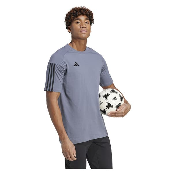 Adidas Kortærmet T-shirt Ic4573 Grå XL / Regular Mand