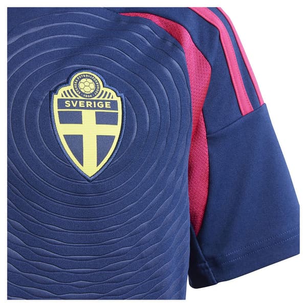 Adidas Junior Kortärmad T-shirt Borta Sweden 23/24  7-8 Years