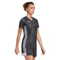 Pikkukuva 4 / 7: Adidas Lyhythihainen T-paita Tiro 19  M Nainen