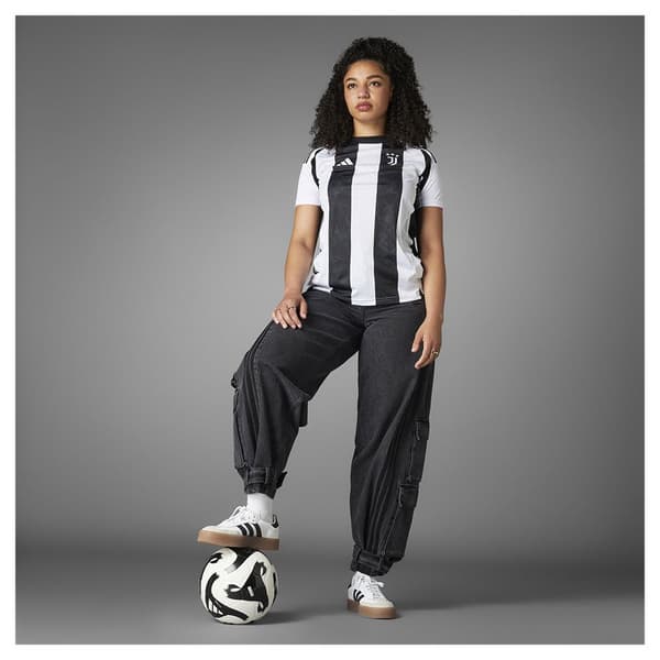 Adidas Juventus 24/25 T-shirt Med Korta ärmar För Hemmet XS