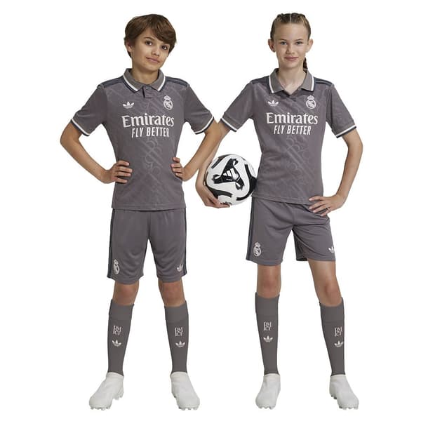Adidas Real Madrid 24/25 Junior Tredje Set 11-12 Years