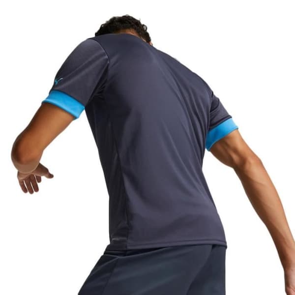 Puma OM Away Replica Jersey - Ref. 766095-02. Färg: Midnattsblå, Blå. Detaljer. - Vanligt snitt. - Ärmkonstruktion