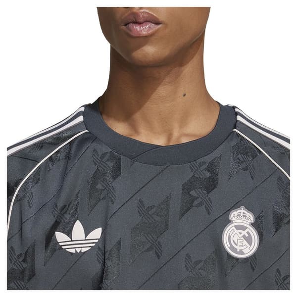Adidas Real Madrid Lfstlr T-shirt Med Korte ærmer S Mand