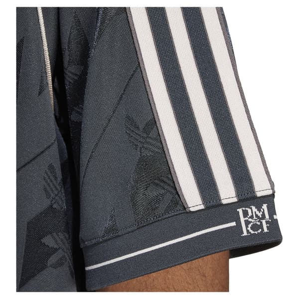 Adidas Real Madrid Lfstlr T-shirt Med Korte ærmer S Mand