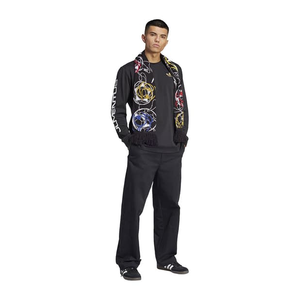 Adidas Juventus Graphic Pitkähihainen T-paita  M Mies