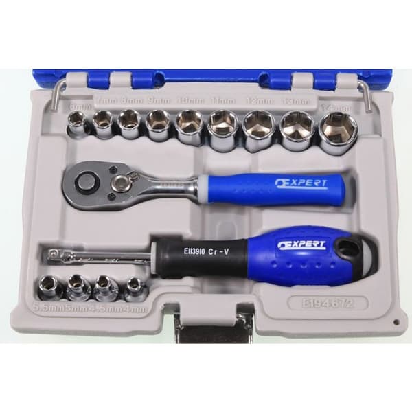 Kartong med 35 stycken, 1/4" hylsor och bits Expert E194672
