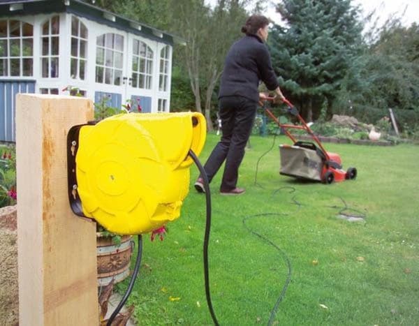 Brennenstuhl 1241000300 Automatisk kabelupprullare IP44 - H07RN-F 3G1,5 - 16m