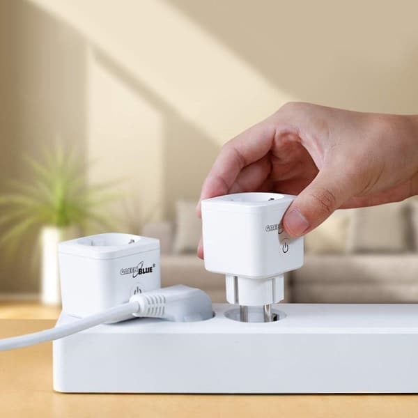 GreenBlue WiFi fjärrstyrt uttag, Android/iOS/Alexa/Google Home, energiförbrukning, timer, max 3680W, typ F, GB720 F