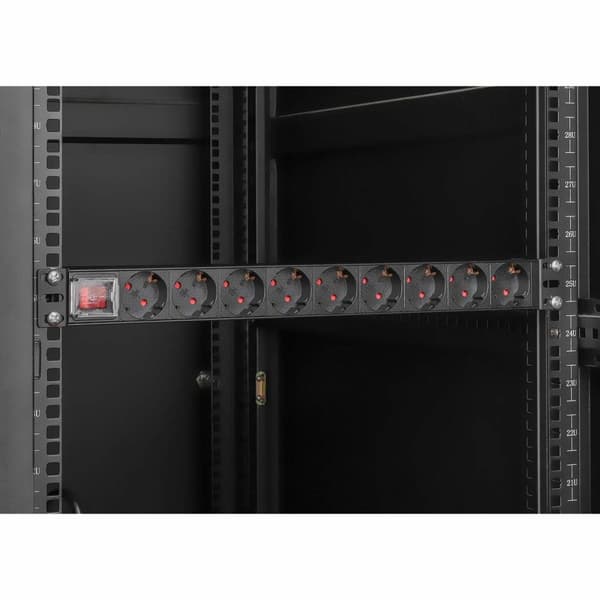 Intellinet 715133 virranjako 9 AC pistorasiaa 1U musta