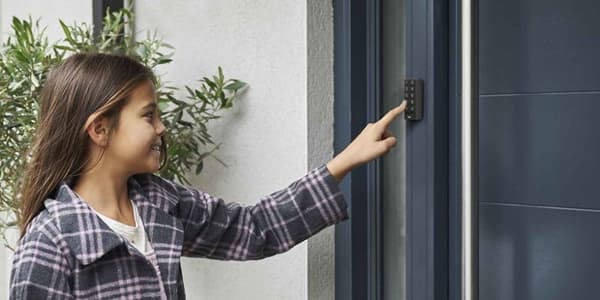 Yale 05/301000/BL numeronäppäimistö Bluetooth musta