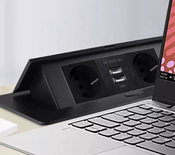 Inbyggt Grenuttag med USB / Bordsuttag - Dubbel