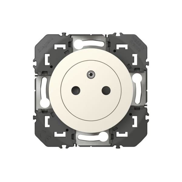 Eluttag - LEGRAND - DOOXIE - 2P+E - 16A - Barnskydd