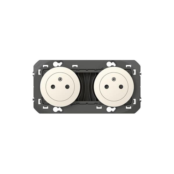Eluttag - LEGRAND - DOOXIE - 2 x 2P+E - 16A - Barnskydd