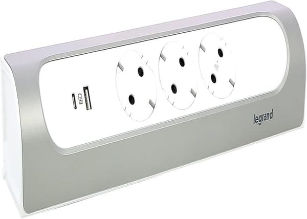 Legrand 694504 grenuttag, Färg Vit Aluminium. Vinklad grenuttag, med 2 USB Typ A- och Type C-portar, utan