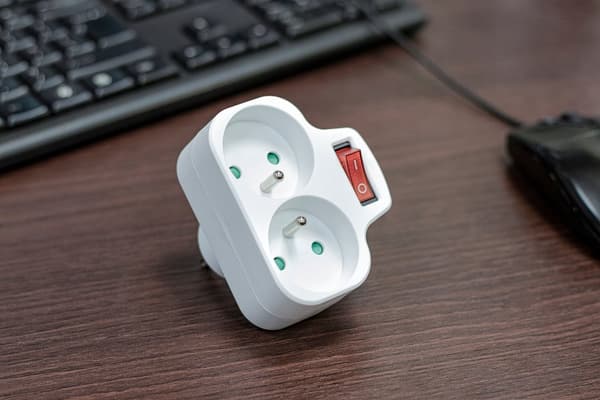 El-stikdåse Splitter Plast-Rol Hvid