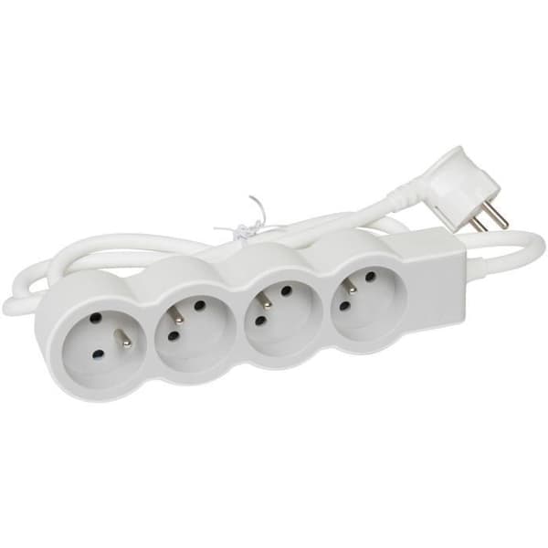LEGRAND Multisockel FB 4x2P+E standard 1,5m 1mm² - Vit och grå