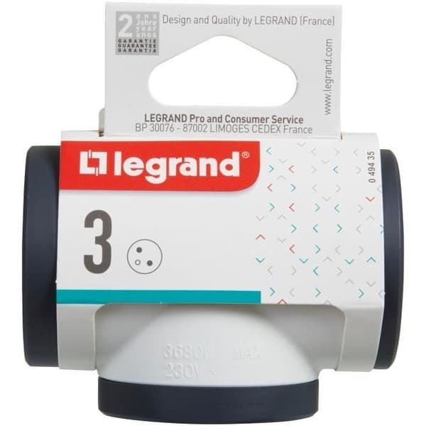 LEGRAND Triplite FB 3x2P+E premium sidouttag - Vit och svart