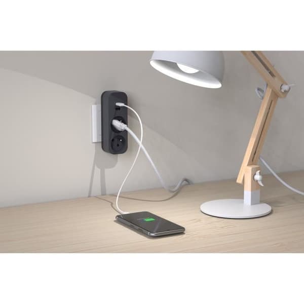 Biplite - QUARX - 2P 16A - Med USB-A och USB-C, uppfyller NF-normen